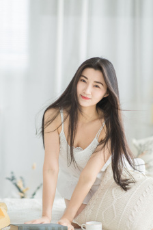 很黄很黄的喂奶小说