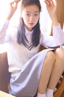 小兔子被蛇用两根WRITEAS